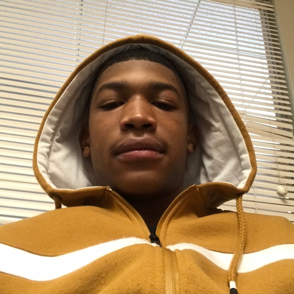 Meet your Posher, Teandre - Picture 1 of 1